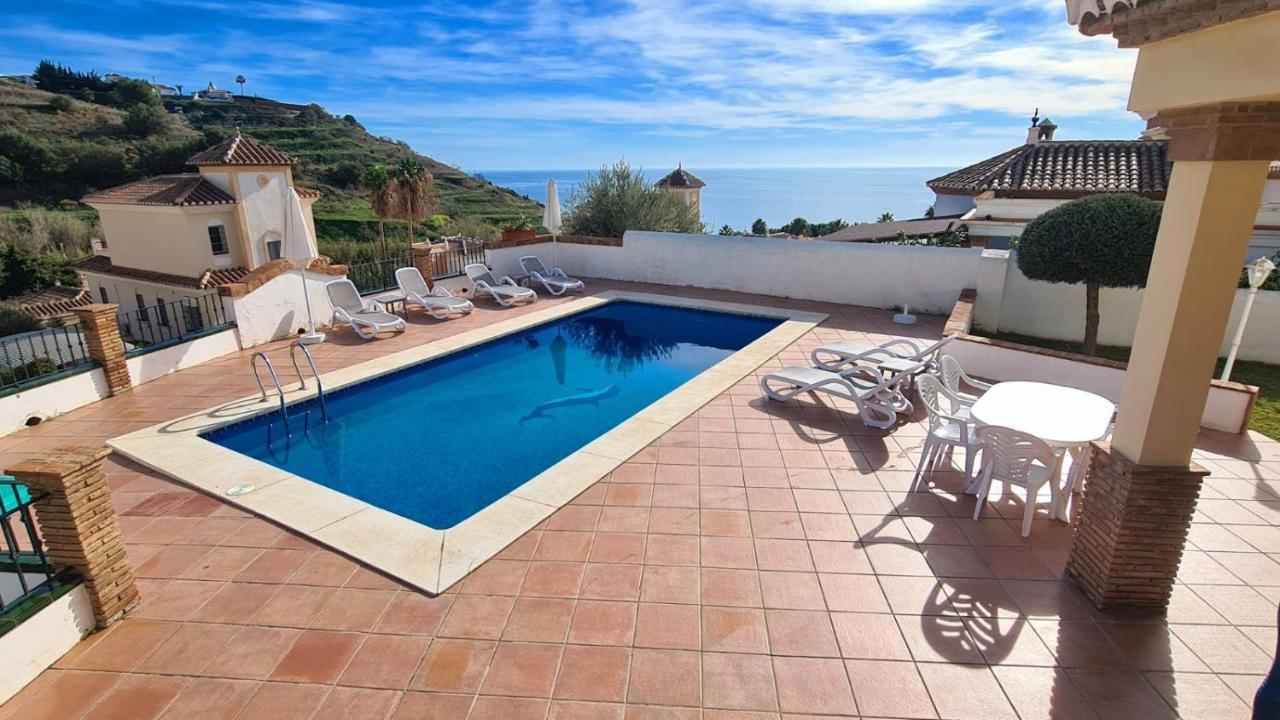 Silhouse Nerja Villas Beach Εξωτερικό φωτογραφία